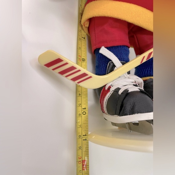 12โ Hockey Player Brass Button Bear (Flash) - Sports Bears Collectable - NWOT - Picture 8 of 10